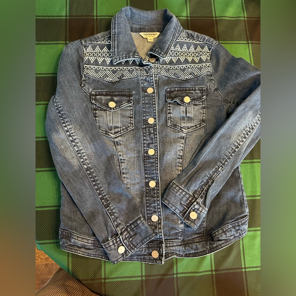 👖 Tantrums Embroidered Denim Jacket Small Stretch Jean Jacket Boho Western